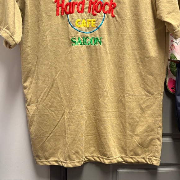 Hard Rock Cafe Tan Tee shirt with colorful embroidered logo 100% COTTON! - Picture 5 of 9